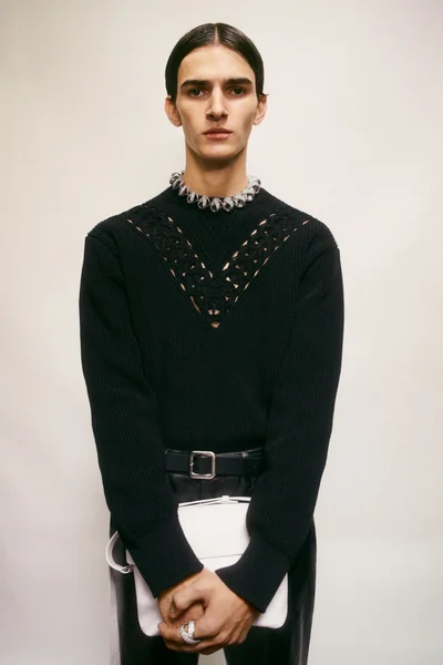 Look 4